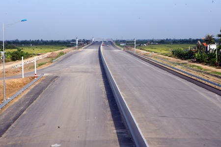 Thông xe 22,7 km cao tốc Hà Nội – Hải Phòng đầu tiên ảnh 8